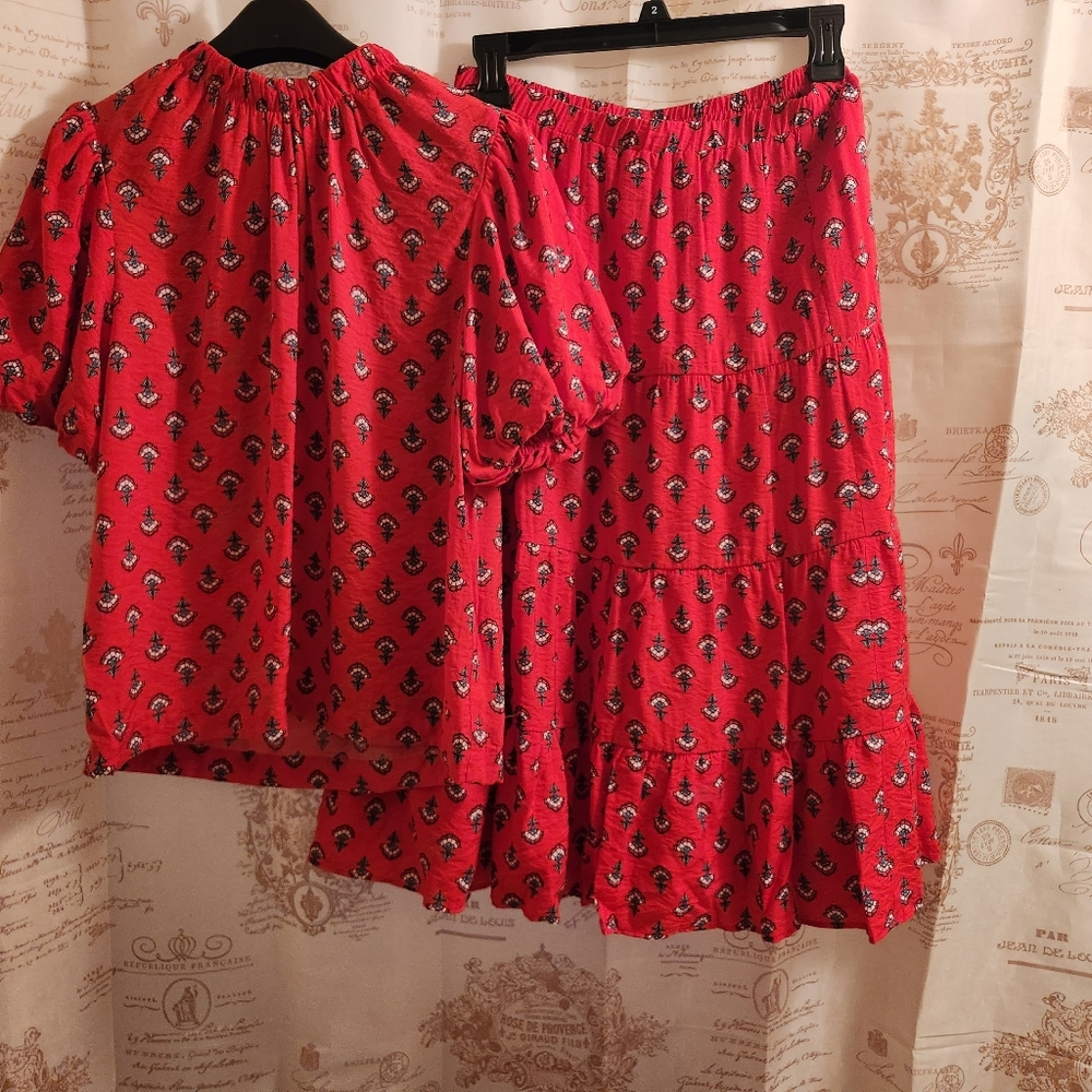 Ann Taylor set Red Floral Gathered Tiered Midi Skirt sz pXS & top sz XS